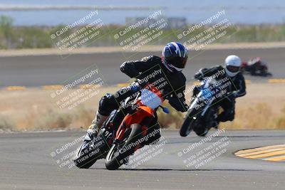 media/Oct-08-2022-SoCal Trackdays (Sat) [[1fc3beec89]]/Turn 14 (1050am)/